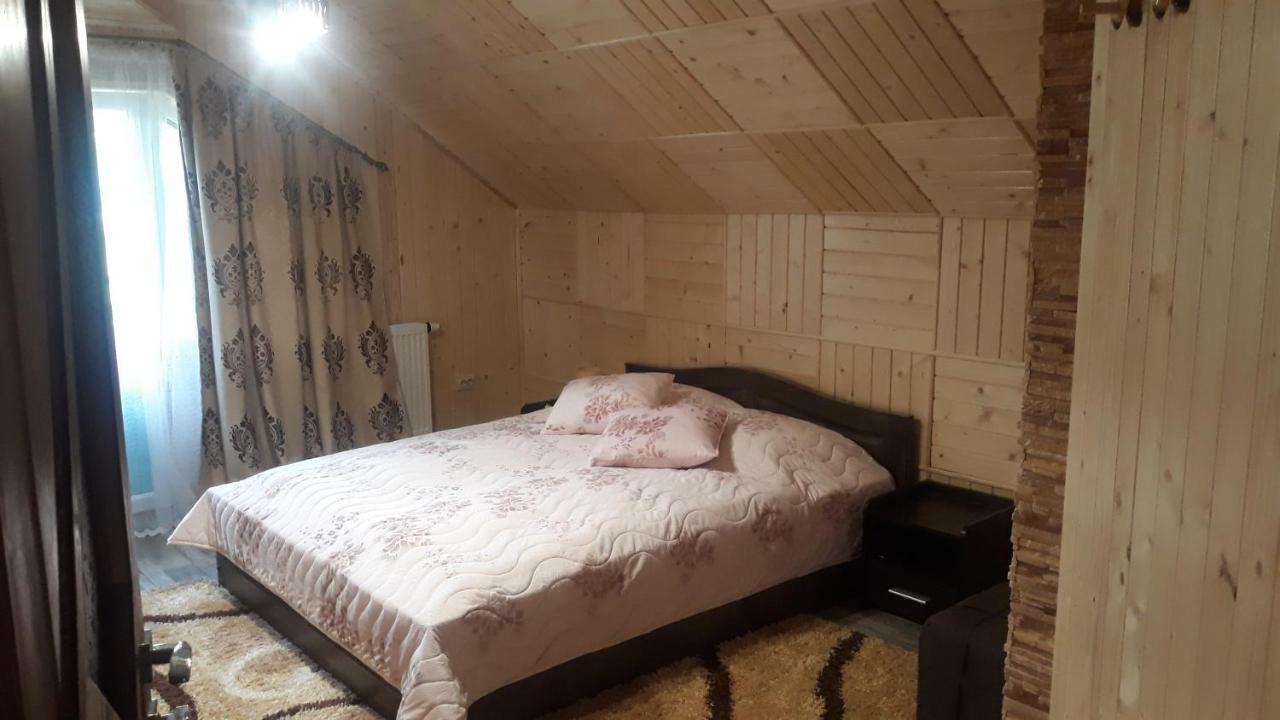 Bee House Поляниця Апартаменти Bukovel Exterior foto
